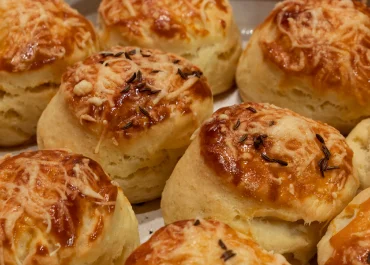Cheese scones-featured image